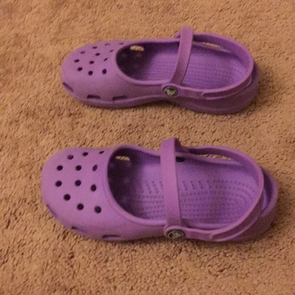 Fancy Purple Crocs. - Picture 5 of 8